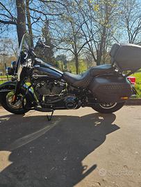 MOTO HARLEY DAVIDSON HERITAGE SOFTAIL