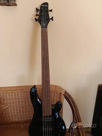 Basso Harley Benton b-650 Fretless 5 corde