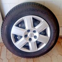 4 Gomme Lanvigator 215/65 R16 96H con copricerchi