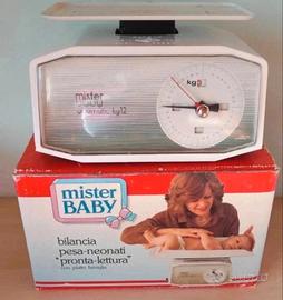 Bilancia pesa neonato vintage
