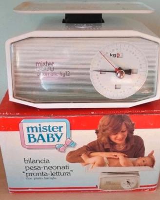 Bilancia pesa neonato vintage