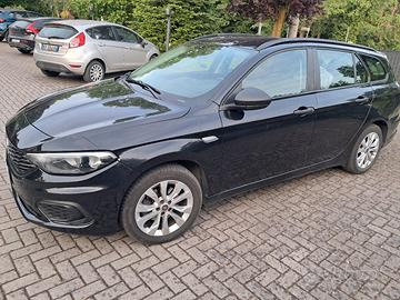 FIAT Tipo 1.4 T-Jet 120CV GPL SW Lounge