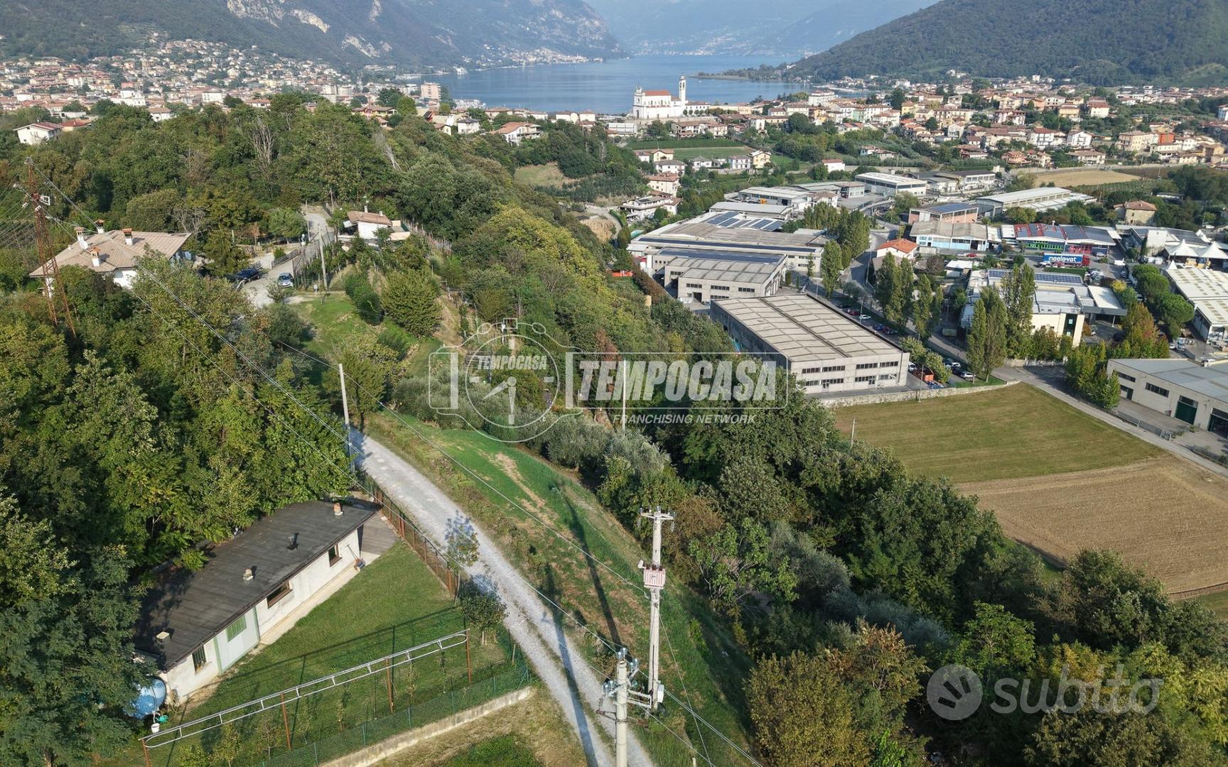 TERRENO AGRICOLO CON VISTA LAGO - Vista 4