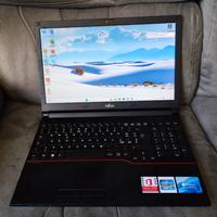 Notebook Fujits E556_15,6"_i5di6a_SSD256 RAM8GB