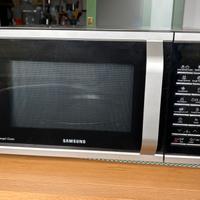 Forno microonde combinato +accessori