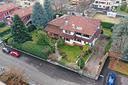 villa-di-801-m²-con-piu-di-5-locali-e-box-auto-dop