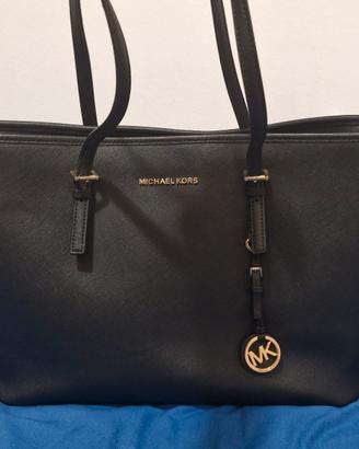 Michael Kors tote