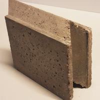 Blocchetti in cemento a incastro