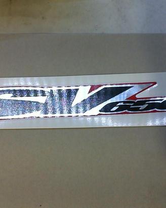 EMBLEMA SV 650 S 1999-2001 SUZUKI 68181-20F00-N9V