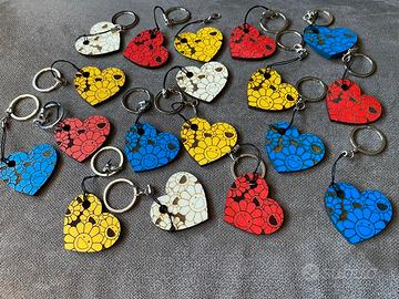 Portachiave di legno a forma di cuore