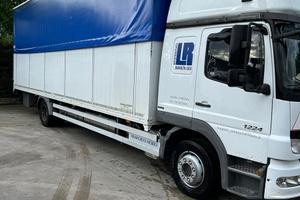 Camion Mercedes-Benz 970 Trasar M12