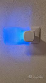 Luce di cortesia colore blu