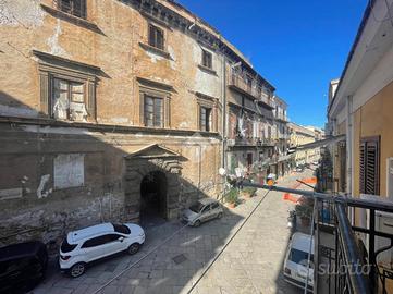 3 LOCALI A PALERMO