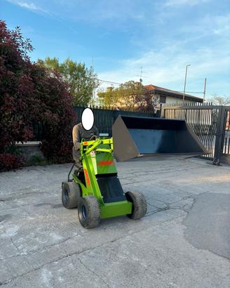 P147 - Minipala Avant