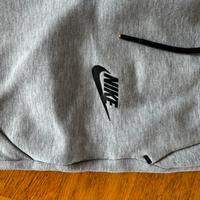 Nike Tech Fleece grigia originale