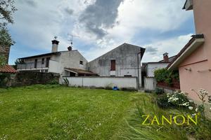 Fabbricato - San Lorenzo Isontino