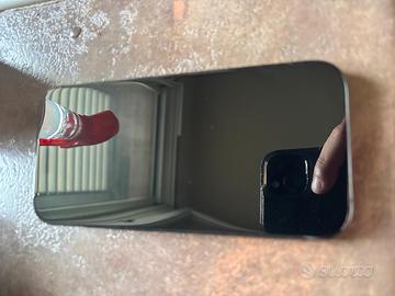 IPHONE 16 PRO 256 GB con apple care