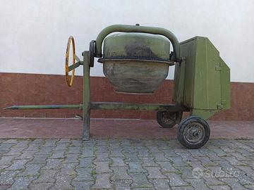 Betoniera 300 litri motore a scoppio