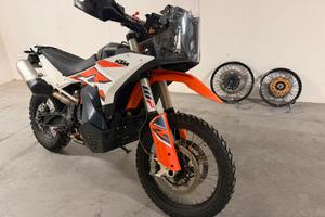 KTM 890 Adventure R - ottobre 2024