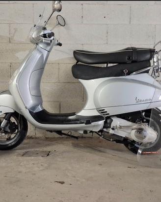 Vespa 150 lx argento full optional