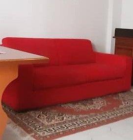 Divano tessuto vellutato tre sedute
