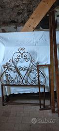 Coppia struttura letti singoli in ferro battuto