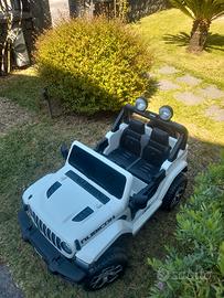 macchina elettrica jeep wrangler