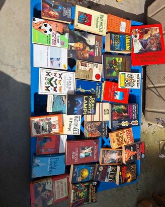 50 libri in blocco di vario genere