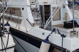 Barca a motore jeanneau