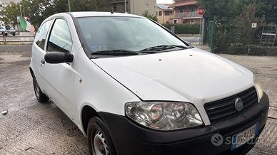 Fiat punto van benzina gpl