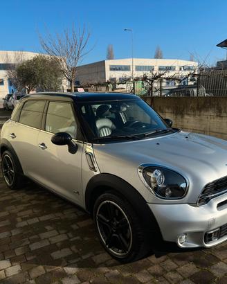 Mini Countryman SD ALL4 automatica