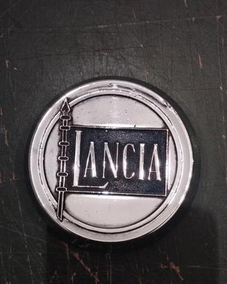 Lancia Fulvia coprimozzo Ruota 85mm Completo