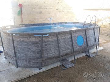  piscina appena comprata 