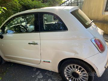Fiat 500 automatica interni in pelle