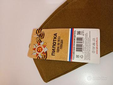 capello russo da collezione 