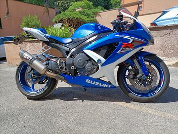 Suzuki GSX-R750