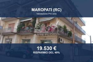 Immobile in asta di 92 m² con più di 5 locali a Ma