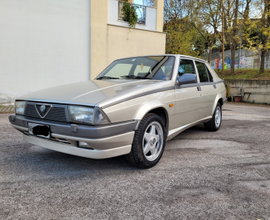 Alfa Romeo 75 2.0 Twin Spark 1 serie 1988