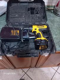 trapano avvitatore DEWALT 