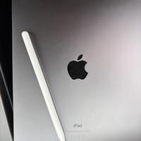 iPad Air (quarta generazione) con pencil 2