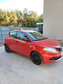 Lancia Ypsilon 1.2 gpl