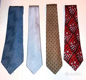 CRAVATTE VINTAGE PURA SETA METELLI-VANESSA-BARBARO