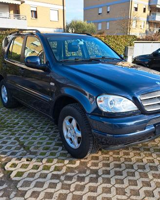FUORISTRADA  MERCEDES  ML 2700