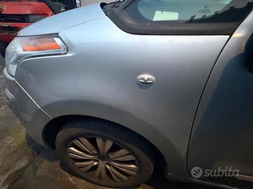 Parafango sinistro Citroen C3 Picasso anno 2013