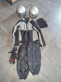 Caschi, giacca, guanti, para gambe invernale  ecc