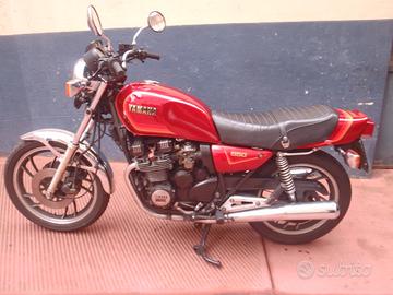 Yamaha XJ 550 -