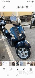 VESPA GTS 250