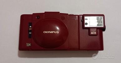 Olympus XA3 con flash A11
