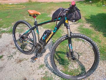 Bicicletta mountain e-bike 29 pollici Atala