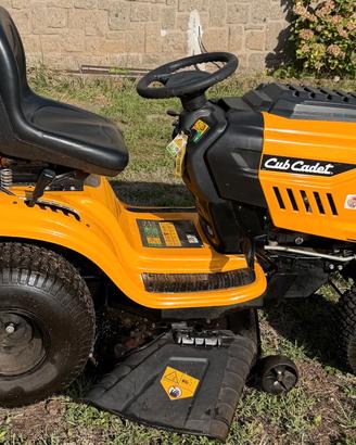Trattorino rasaerba Cub Cadet LT3